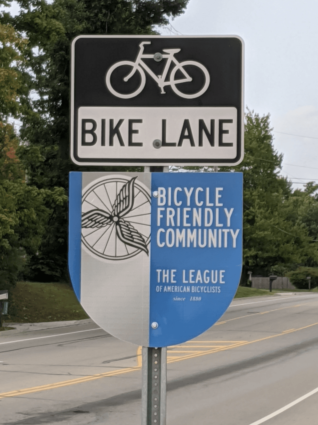 bicycle friendly sign